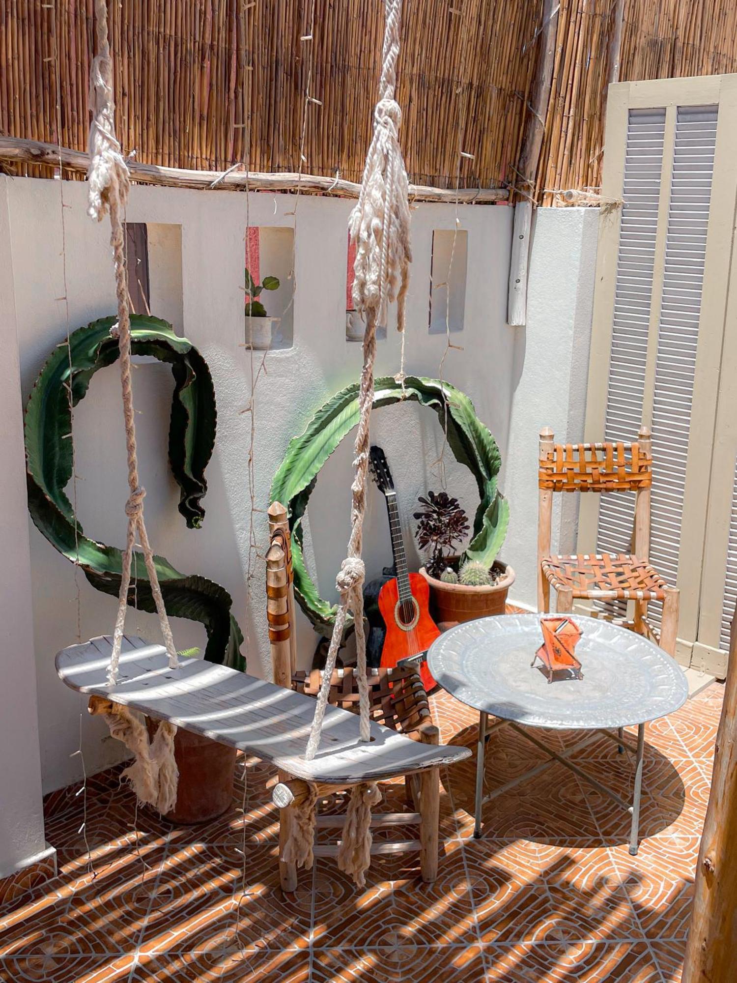 Desart Hostel Tamraght エクステリア 写真