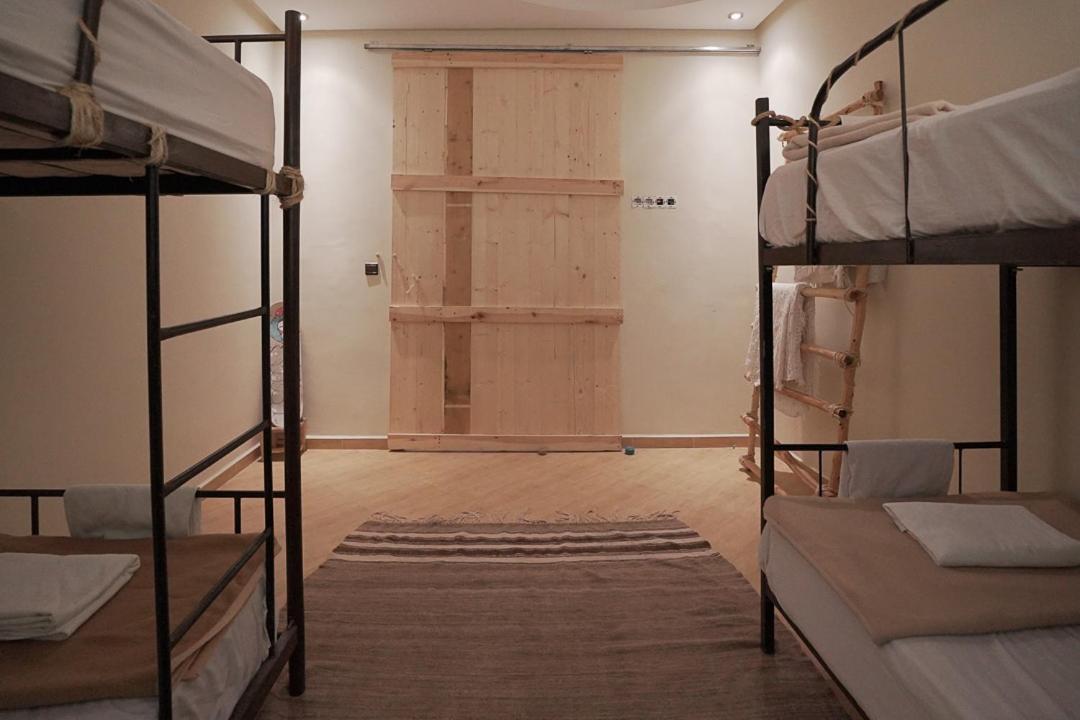 Desart Hostel Tamraght エクステリア 写真